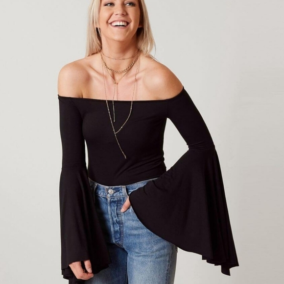 FREE PEOPLE Birds Of Paradise Off The Shoulder Top Bell Sleeve Black size Small - Picture 1 of 16
